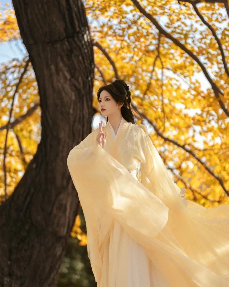 Trang cổ cosplay mang không khí hoài niệm xưa