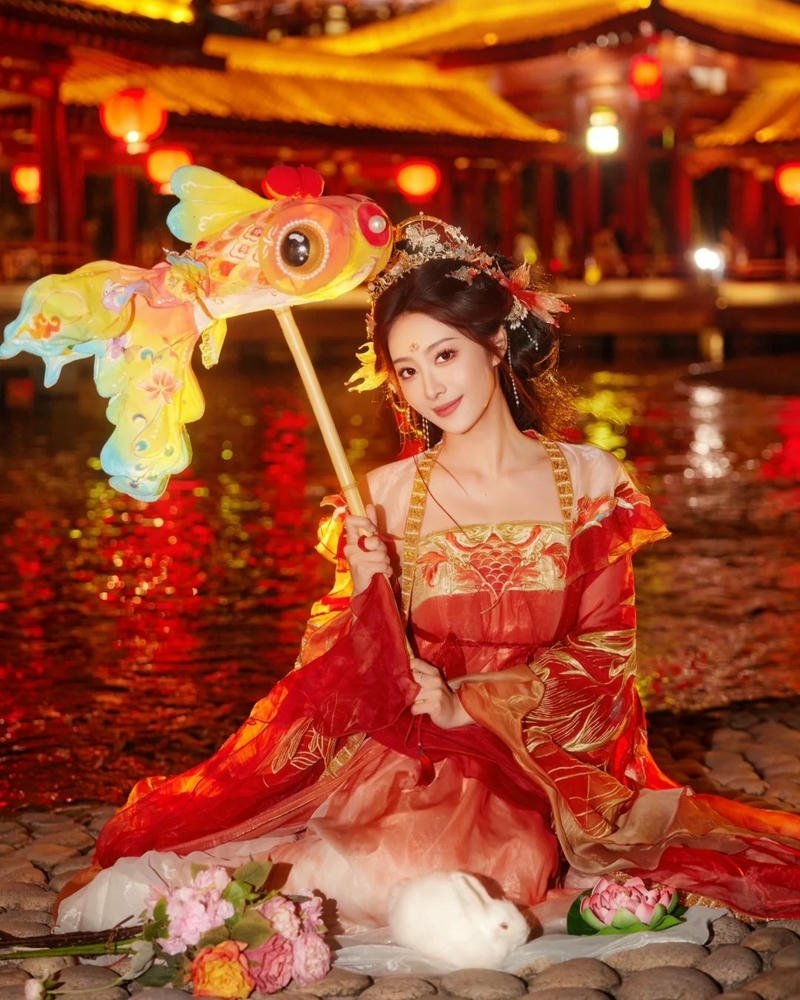 Trang phục cổ trang trong concept cosplay sáng tạo