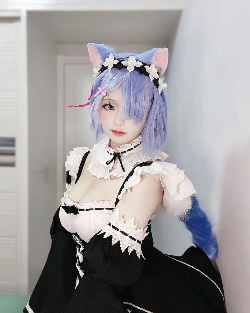 Trang phục mèo phối theo phong cách cosplay xinh
