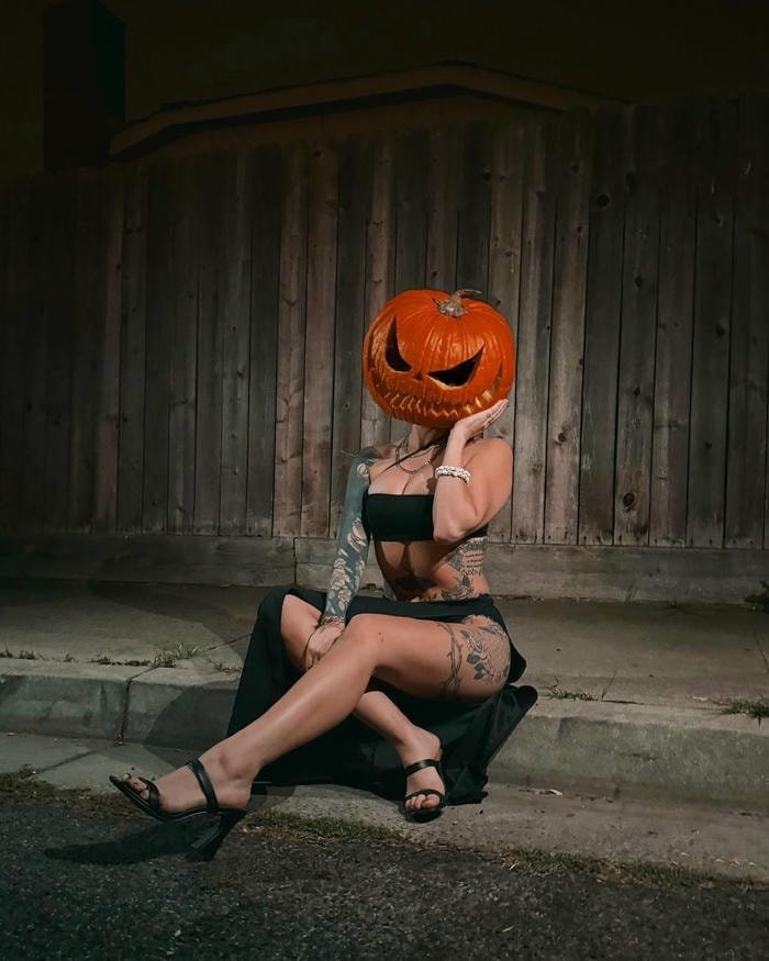 quần tất gợi dục cực mê halloween nude