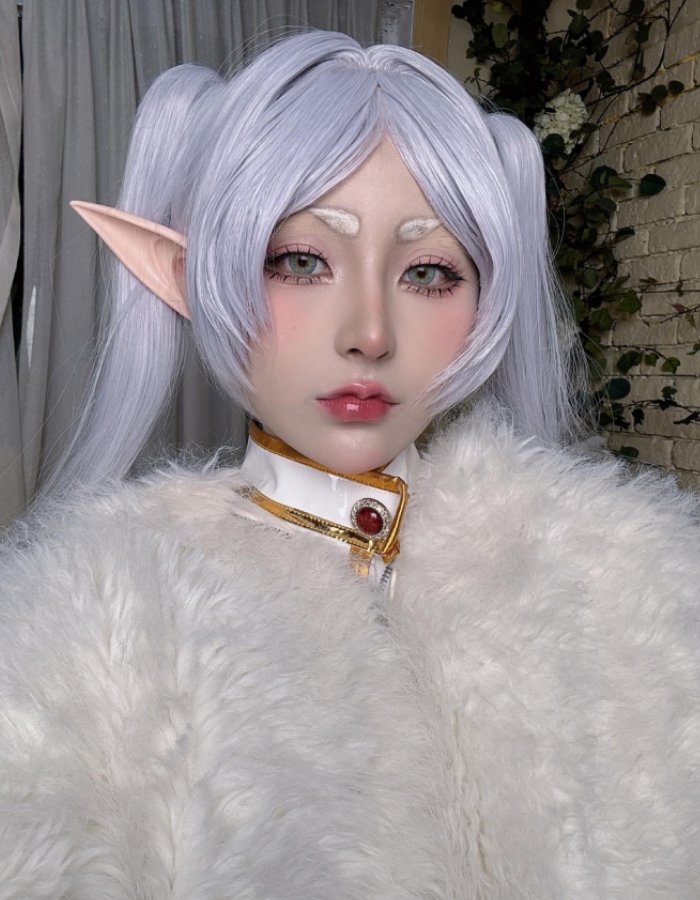 yuumeilyn cosplay biểu cảm tự tin tự nhiên