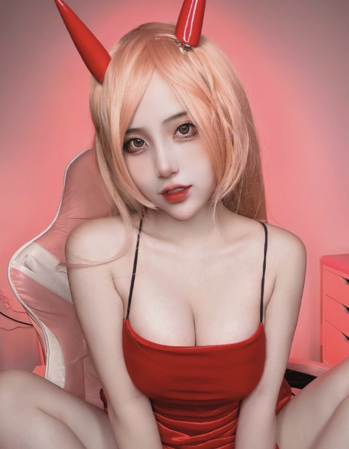 yuumeilyn cosplay thần thái cá tính nổi bật