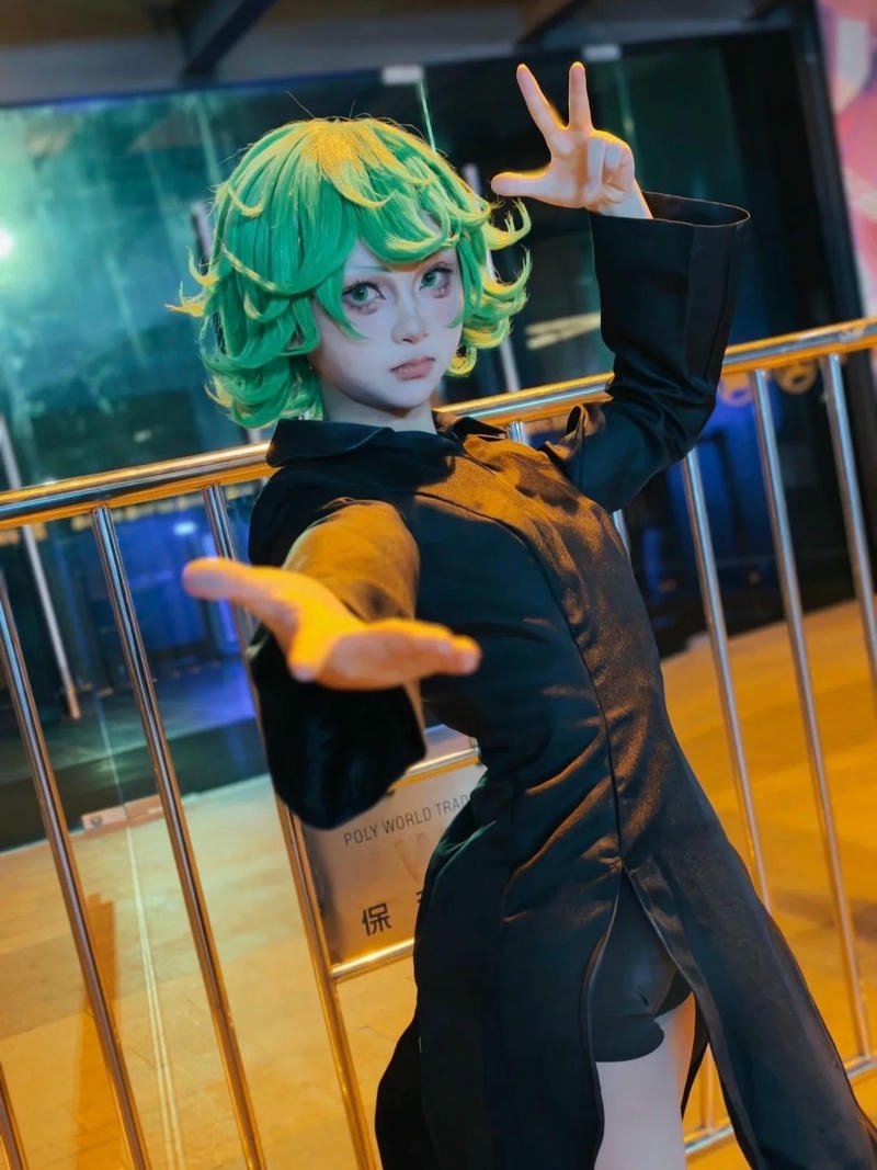 Cosplay Tatsumaki vẻ ngoài nổi bật đậm phong cách