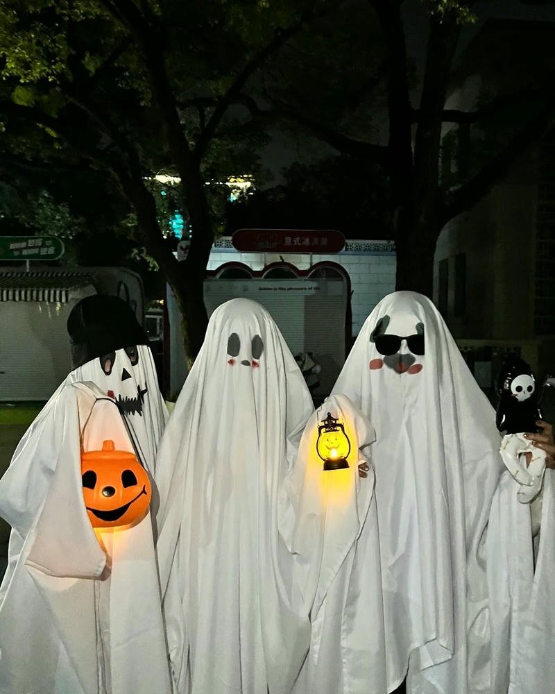 Cosplay chủ đề linh hồn ma mang thái u tối