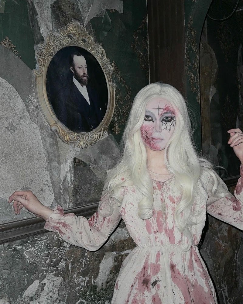 Cosplay ma phong cách kinh dị hiện đại sáng tạo