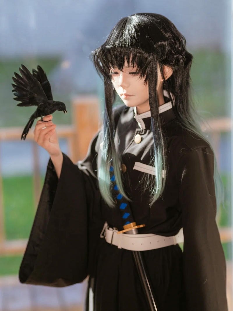 Hà trụ cosplay phong thái tự tin đầy bản lĩnh