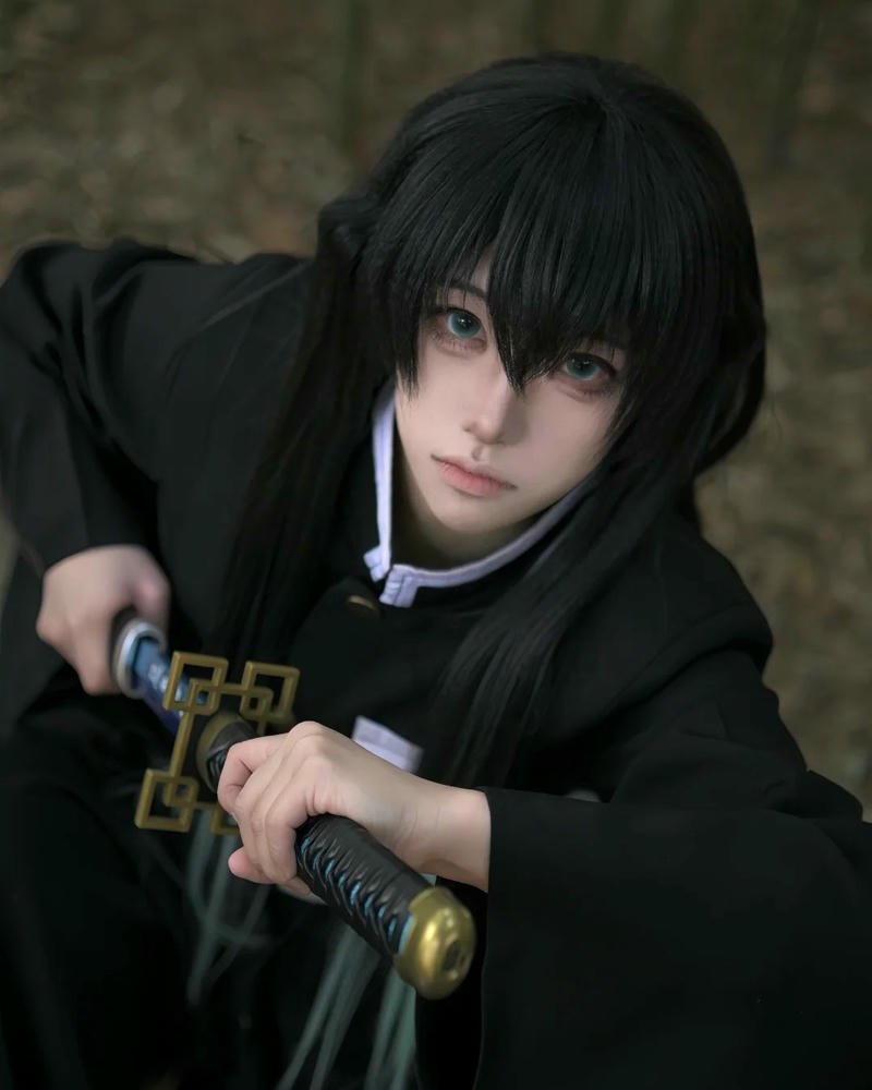 Hóa trang thành hà trụ đầy bản lĩnh