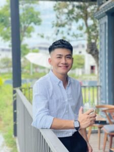 Huy Hoàng Biên Tập Viên