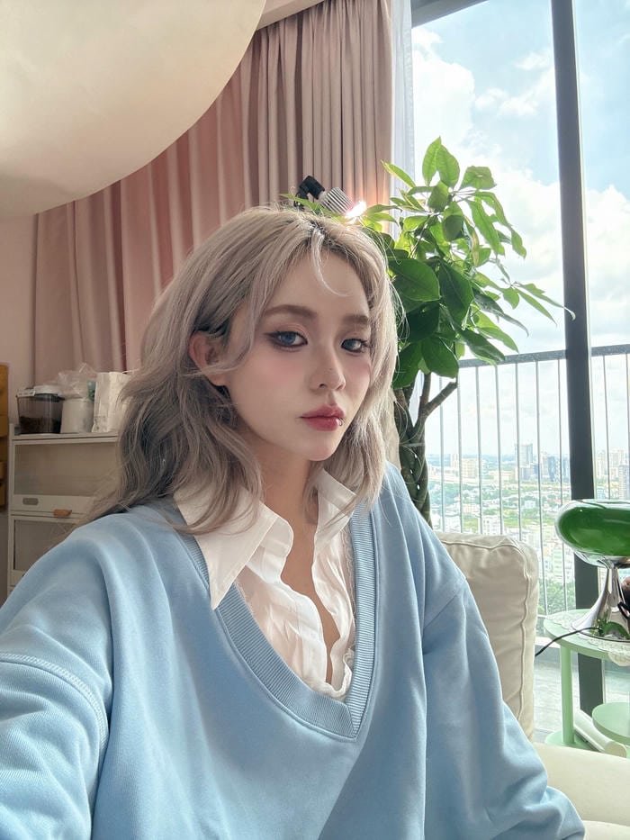 Phong cách đời thường chút gợi cảm của MisThy