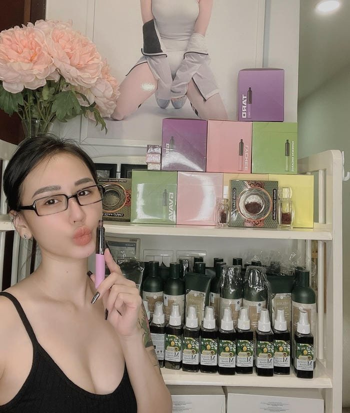 Phong cách gợi cảm pha năng động của DJ Tiên Moon