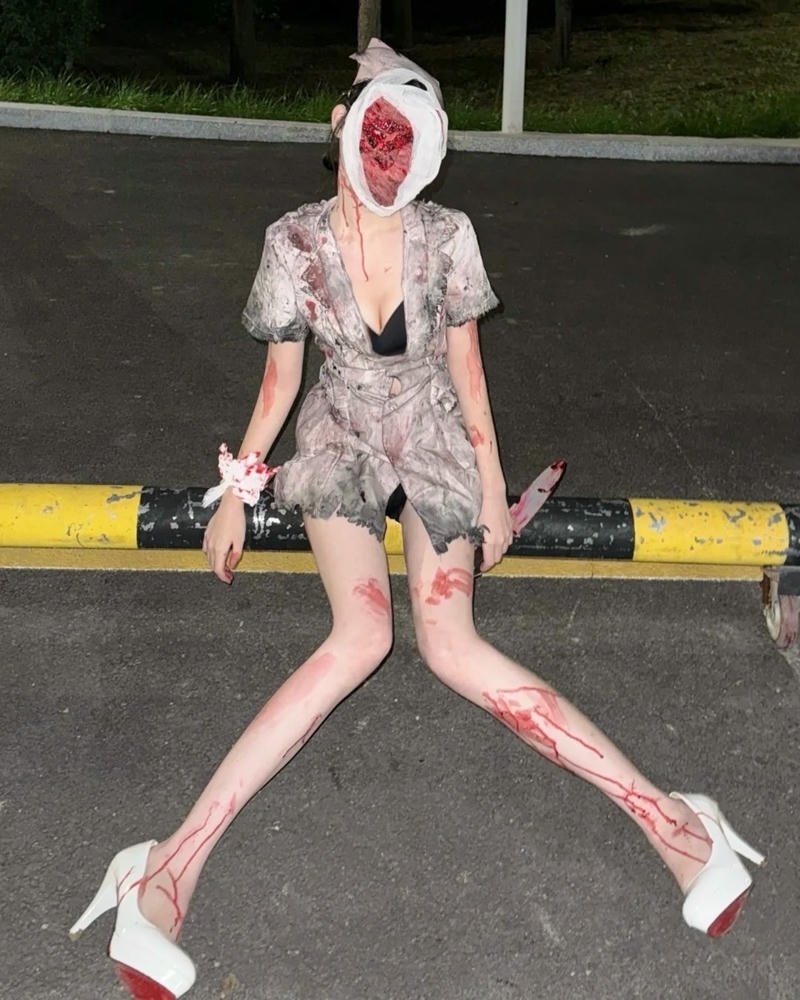 Phong thái ma quái trong concept hóa trang sáng tạo