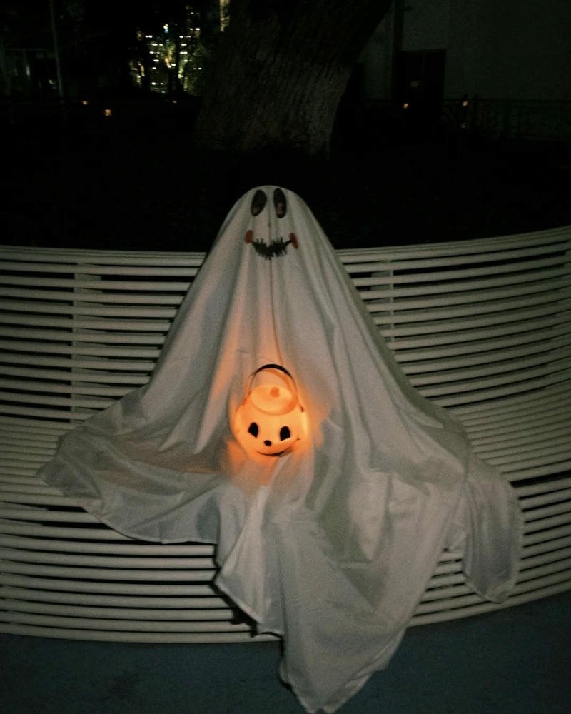 Tạo hình ma được thể hiện qua nghệ thuật cosplay