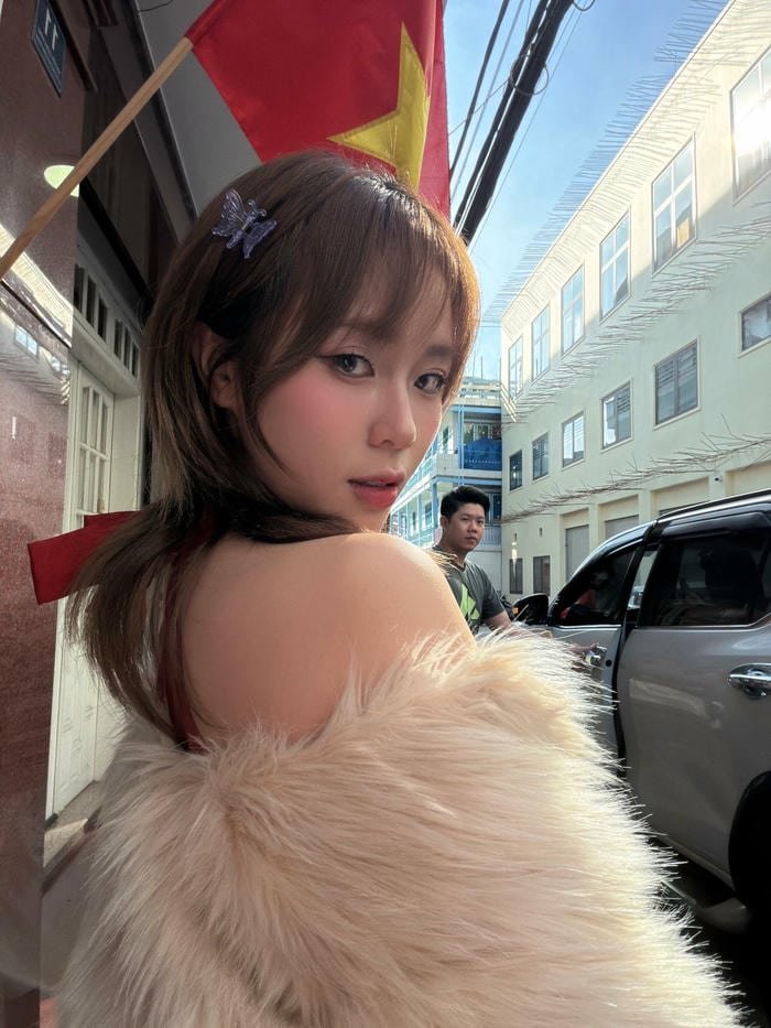 Vẻ gợi cảm hiện đại lan tỏa MisThy