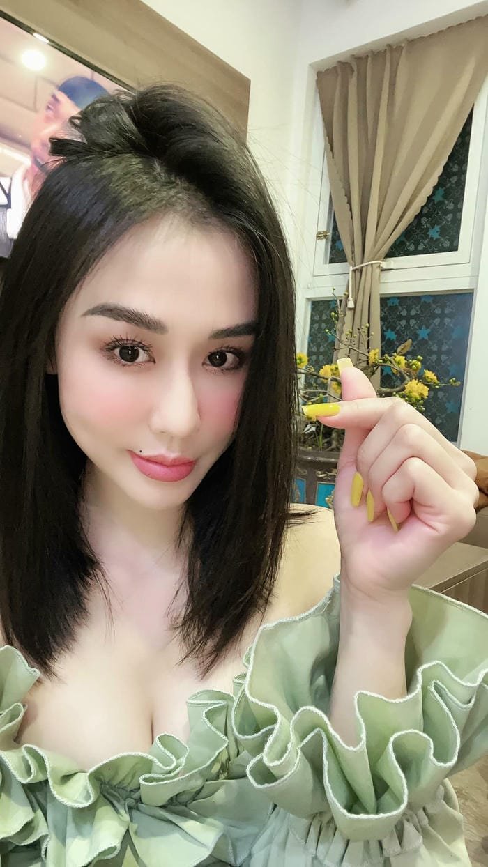 Visual cuốn hút từng khung hình DJ Tiên Moon