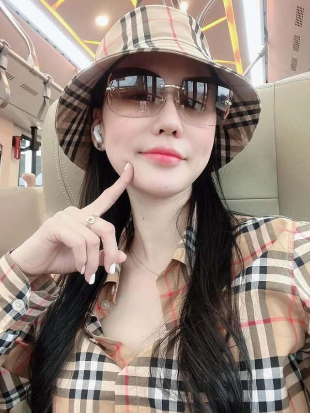 Chiêm ngưỡng 202+ ảnh DJ Tiên Moon bikini sexy đầy cuốn hút