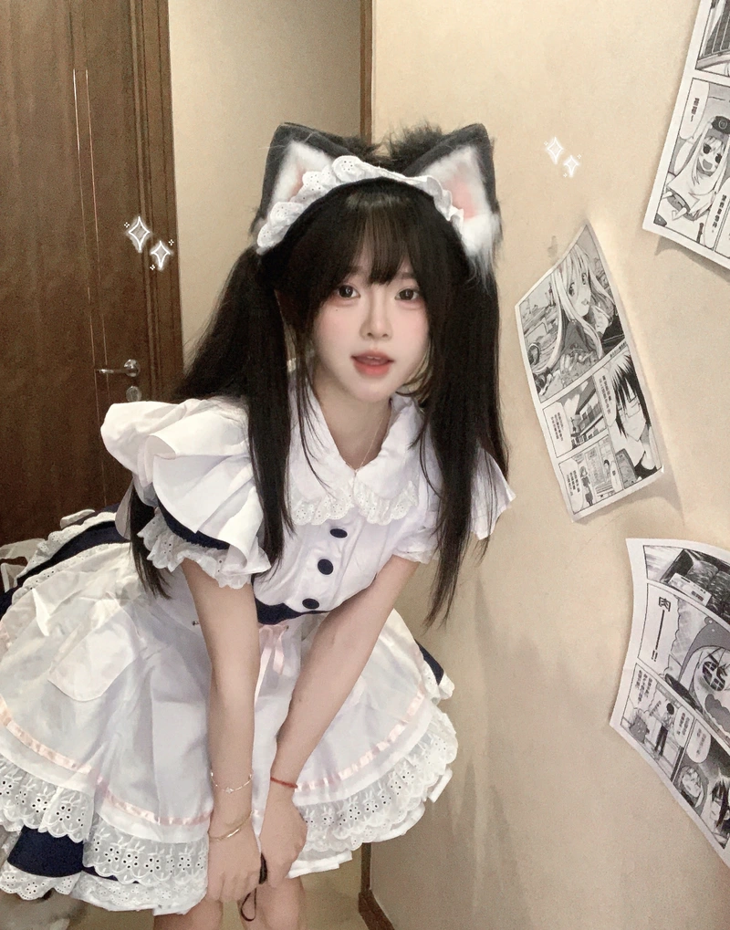 Gái đẹp mặc đồ hầu gái tai mèo cực yêu