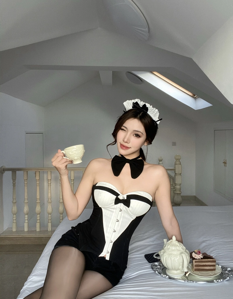 Hình gái xinh mặc đồ hầu gái cực sexy