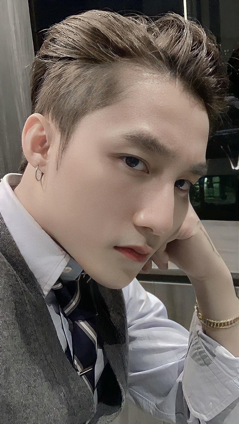 Hình nền ca sĩ Sơn Tùng MTP cool ngầu_