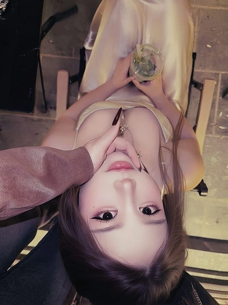 Da hồng hào tươi trẻ rạng ngời của gái múp trắng