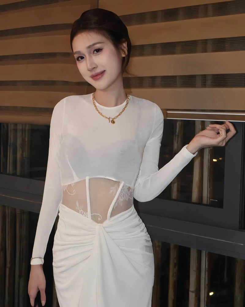 Ảnh DJ Vy Chila lột đồ nóng bỏng 4K