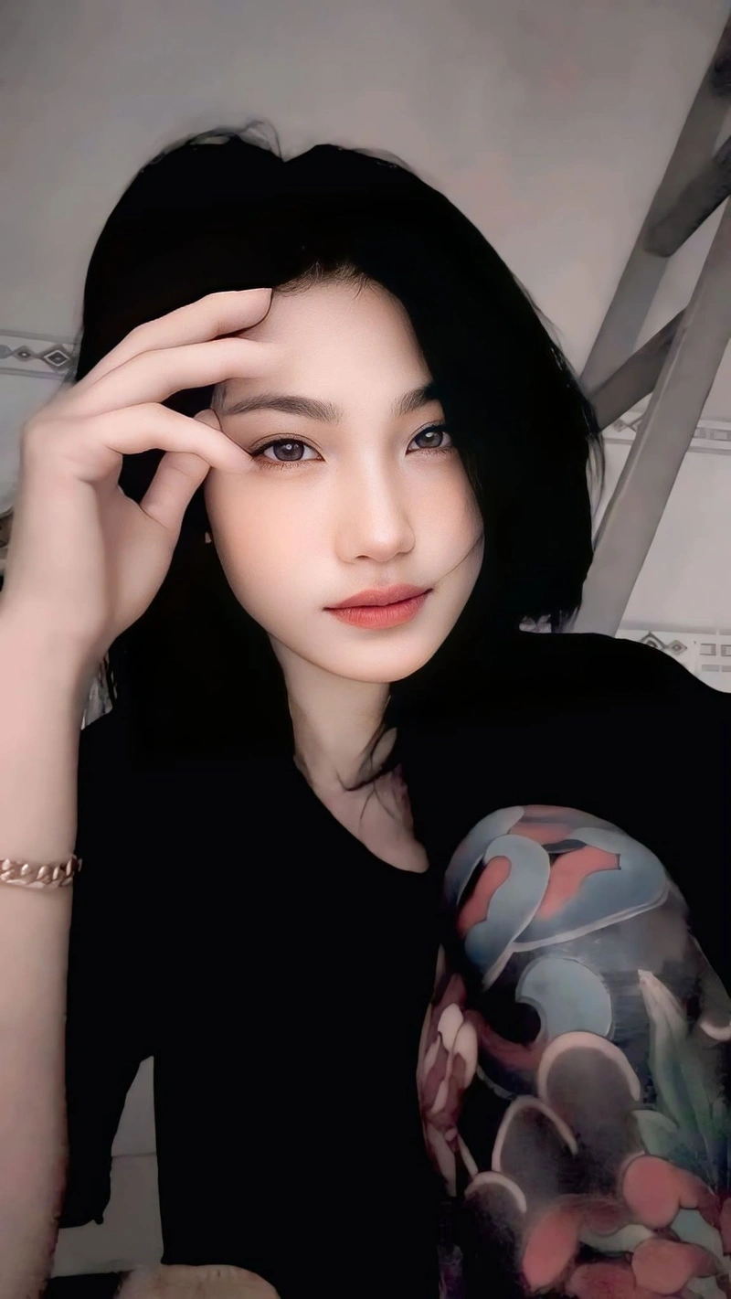 Ảnh Idol Huỳnh Thị Bảo Trân không che cuốn hút
