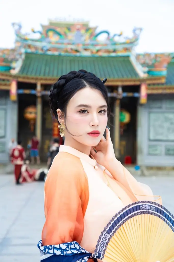 Hình Linh Miu bikini nóng bỏng hút hồn