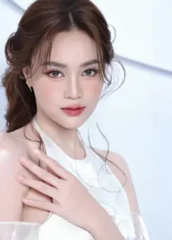 171+ ảnh Ninh Dương Lan Ngọc nude khoe body nuột nà sexy - Homepage featured post