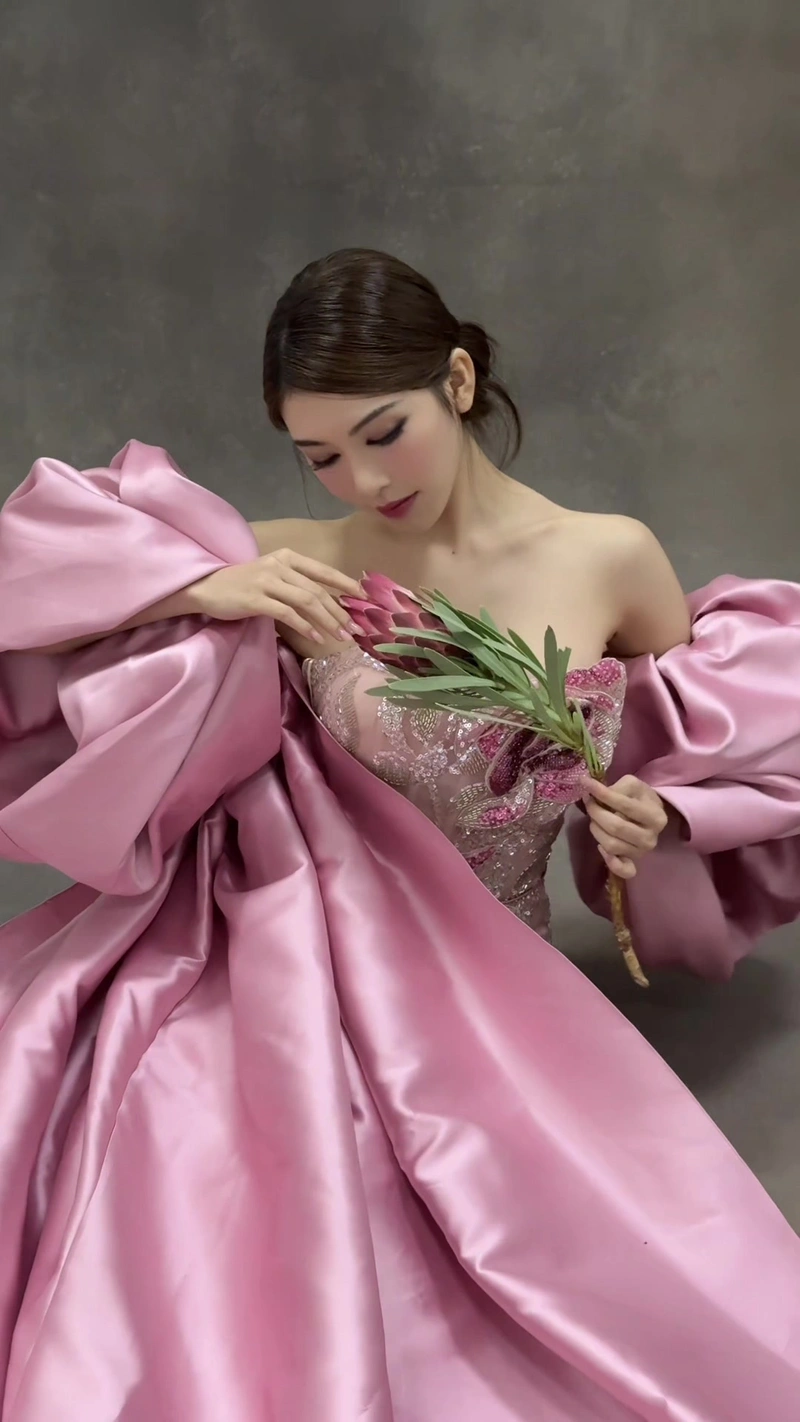 Hình TikToker Linh Trương sexy với thân hình gợi cảm đầy cuốn hút