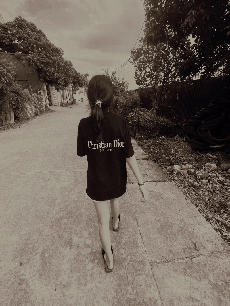 Hình girl phố cá tính mạnh mẽ