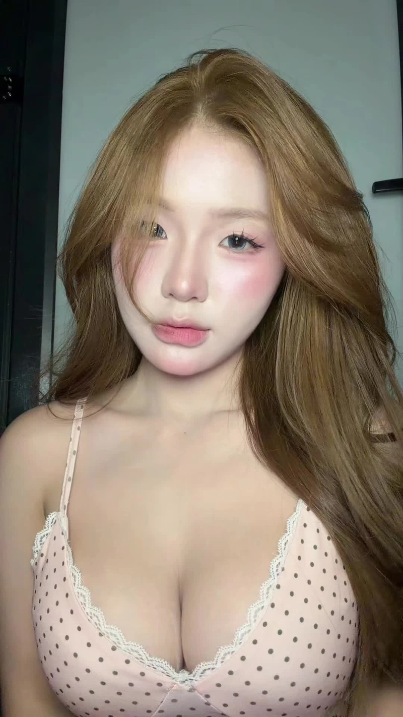 Hình nền máy tính Lanhxinhyeu06 sexy lộ hàng full HD