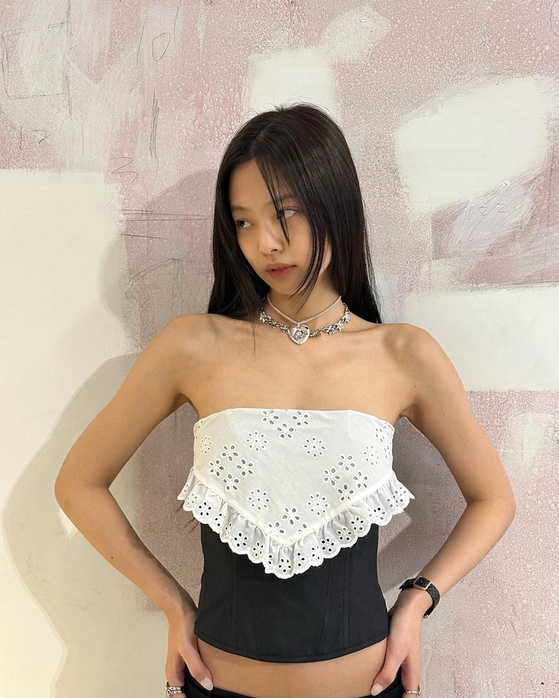 Jennie nude full body không che cực kỳ gợi tình
