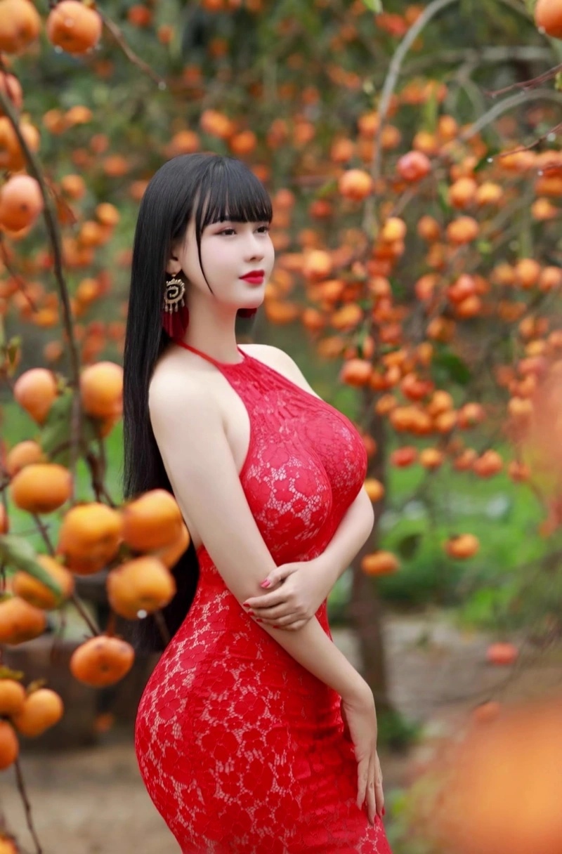 Nguyễn Ngọc Kim Thảo sexy gợi tình thân hình cực phẩm