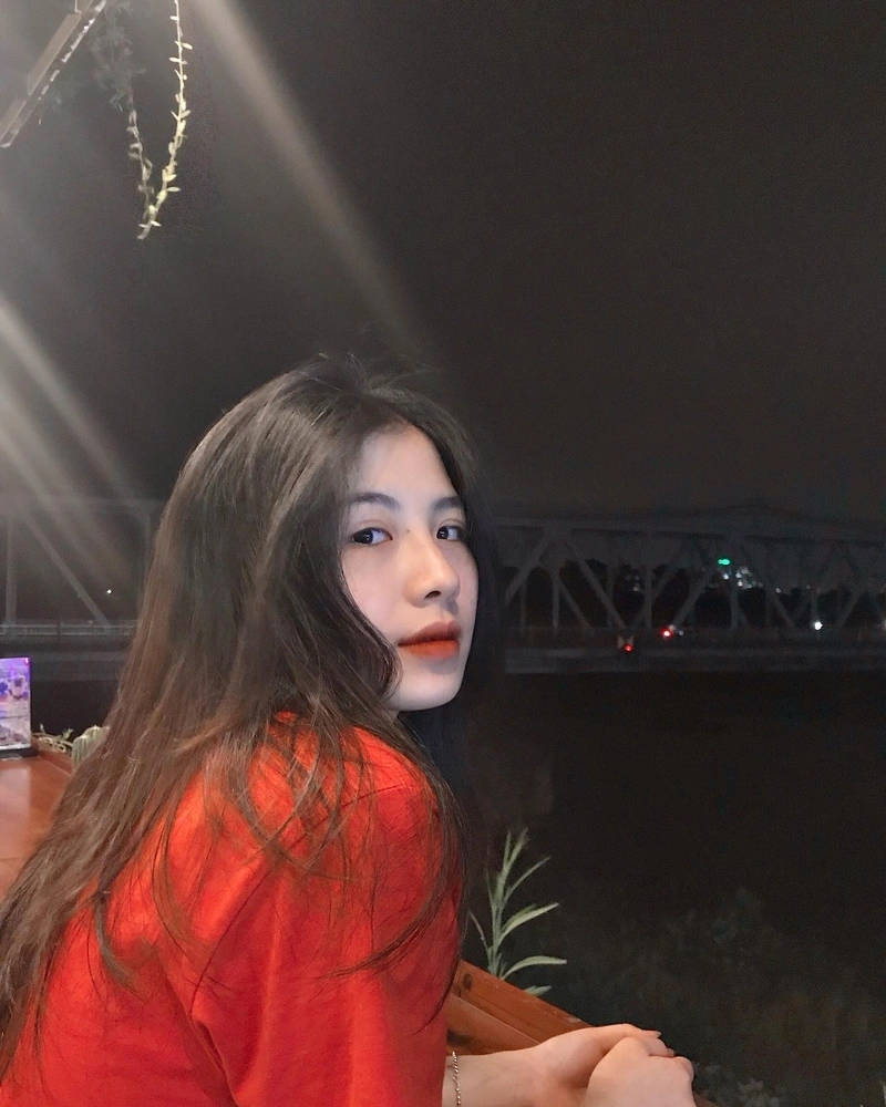 Nguyễn Ngọc Quỳnh cởi đồ khoe ngực to tròn siêu phẩm
