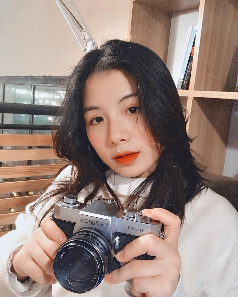 Nguyễn Ngọc Quỳnh sexy khoe vú to tròn đầy đặn