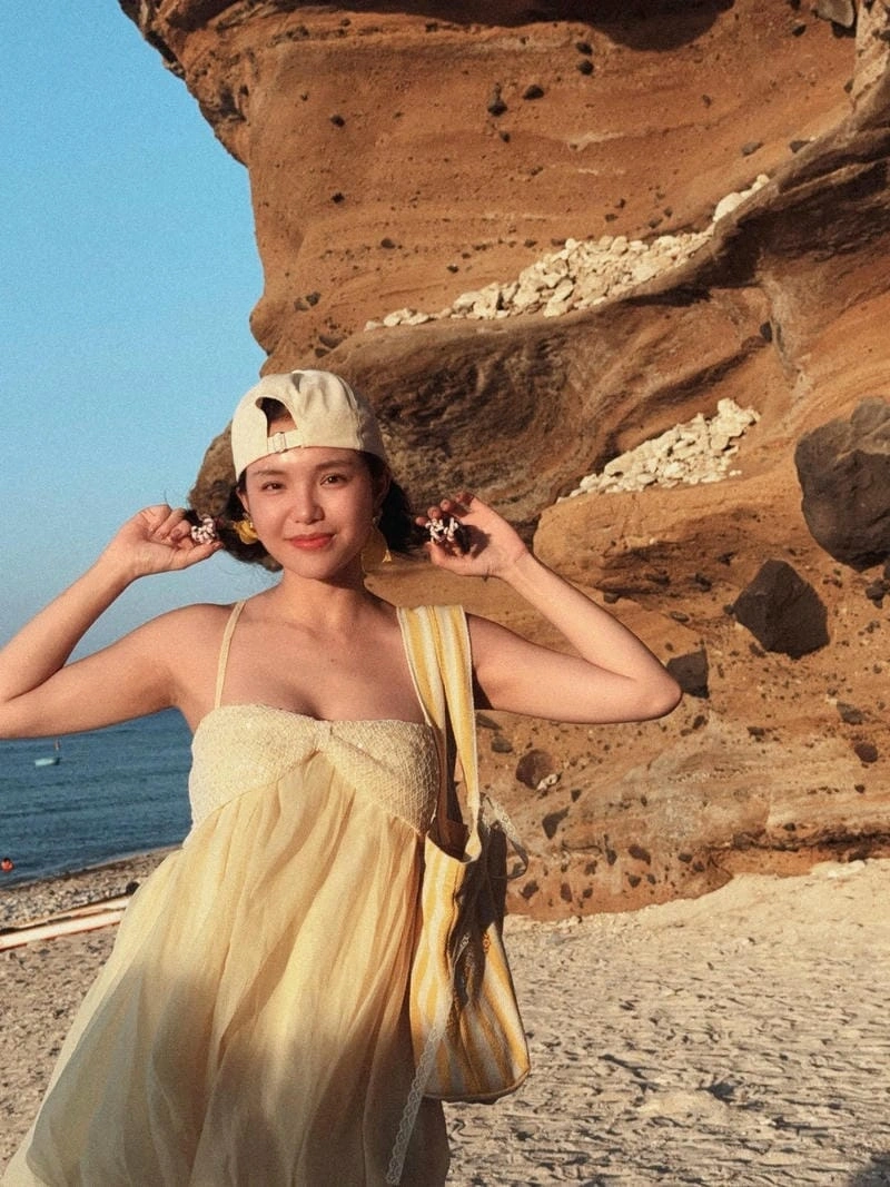 Nhật Hạ bikini sexy sở hữu phong thái cuốn hút riêng