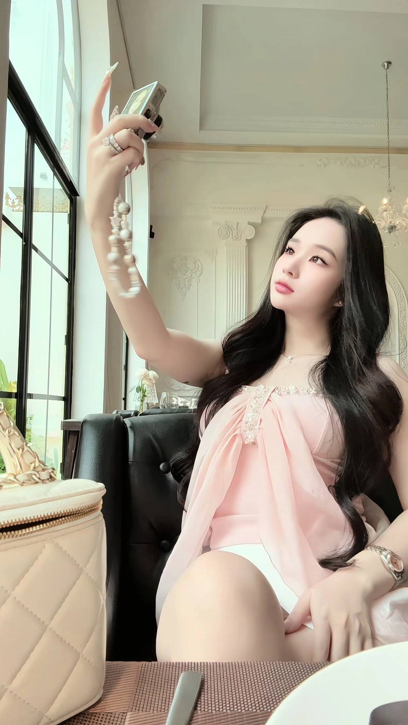 Thuhuongbabyy nude full HD khoe mông tròn quyến rũ