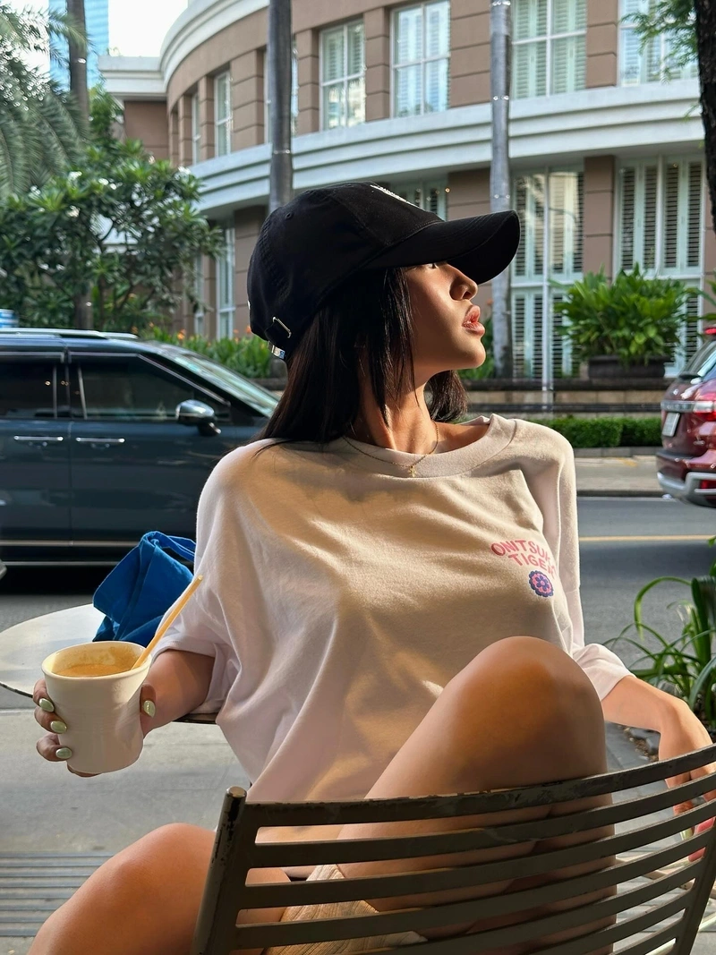 Trần Đoàn Bảo Ngọc Nruburn nude full body gợi dục