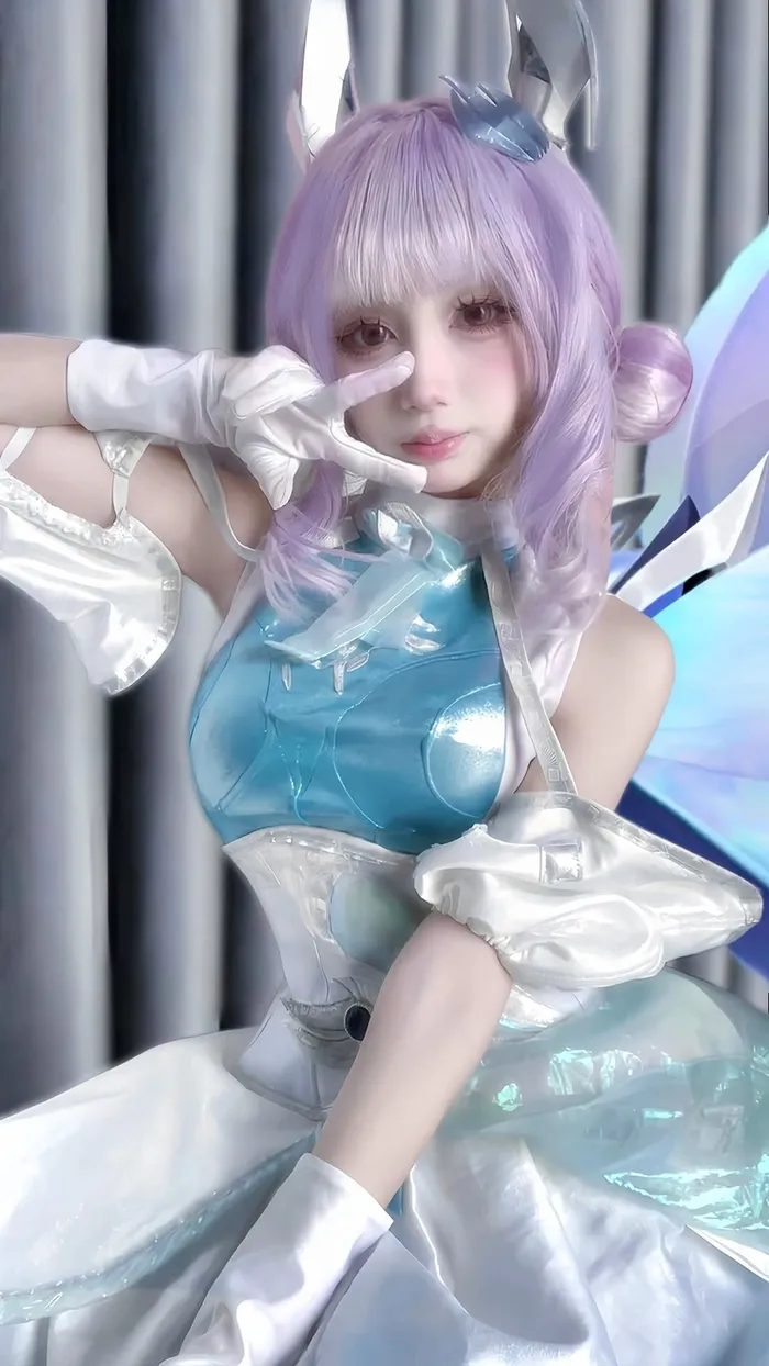 Gái xinh cosplay Liên Quân duyên dáng