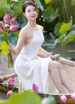 283+ ảnh gái xinh mặc áo yếm sexy lộ vòng một đầy đặn quyến rũ - Homepage featured post